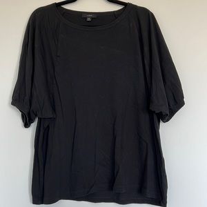 J crew black T-shirt Xxl elastic big arms. So flattering and cute. Puffy sleeves